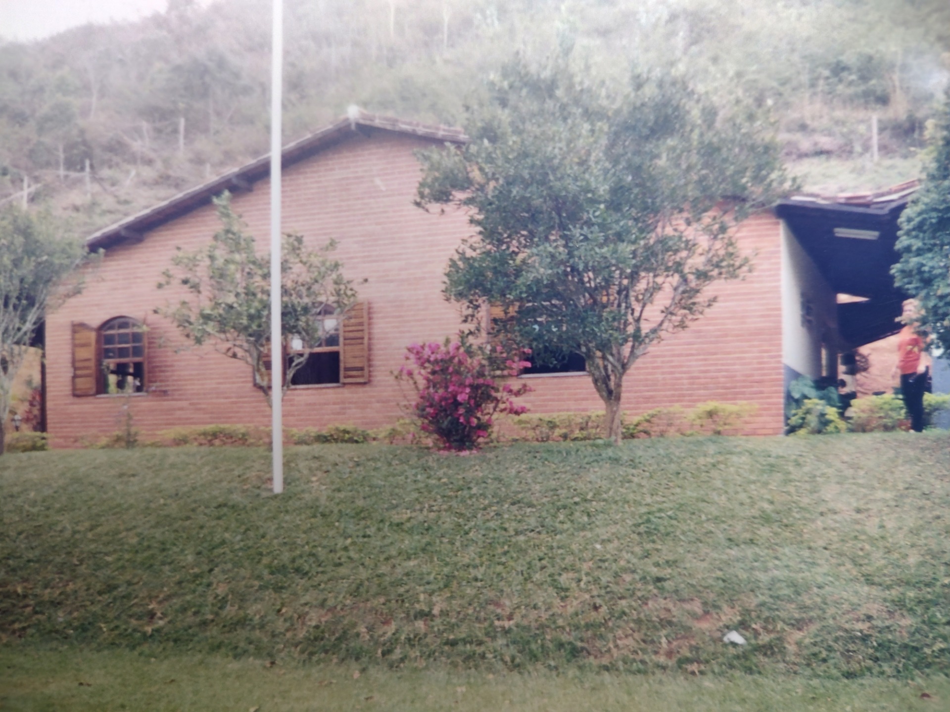 GMI- Fachada frontal